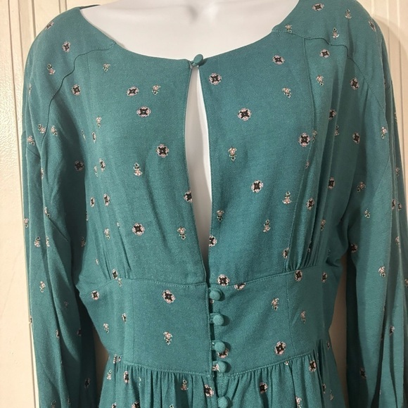 $128 NWT FREE PEOPLE Small LOVE GROWS LONG SLEEVE ROMPER GREEN COMBO - Picture 10 of 14